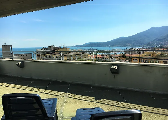 Hh Il Gabbiano Pensionat La Spezia