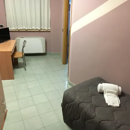 Hh Il Gabbiano 3* 斯培西亚