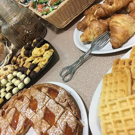 Hh Il Gabbiano Konukevi 3*