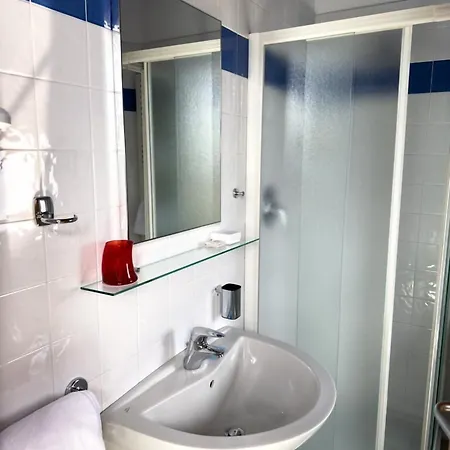 招待所 Hh Il Gabbiano 3*