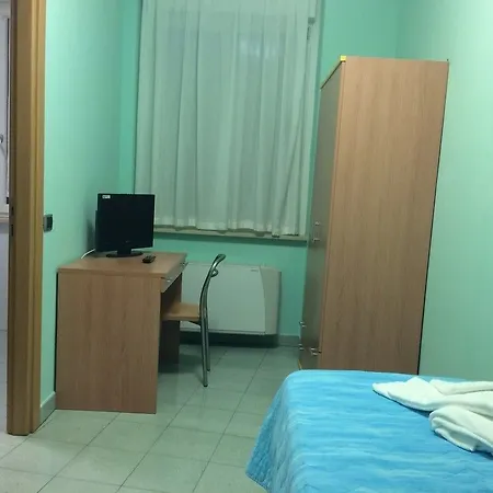 Hh Il Gabbiano Pensjonat La Spezia