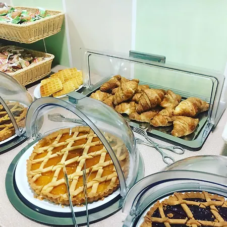 Hh Il Gabbiano 招待所 斯培西亚